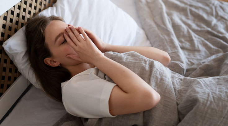 Te explico cómo bajar el cortisol desde la experiencia real: ejercicio bien planteado, descanso y menos exigencia diaria.